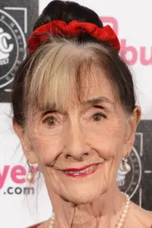 June Brown como: Mrs. Joy