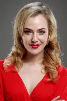 Jessica Marais como: Joan Miller