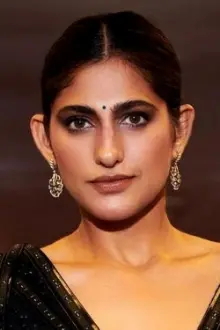 Kubbra Sait como: Vidya Saxena