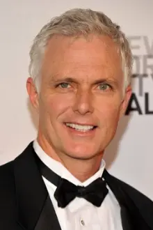 Patrick Cassidy como: David Larson