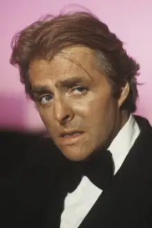 Richard Lynch como: Mr. Rimmin