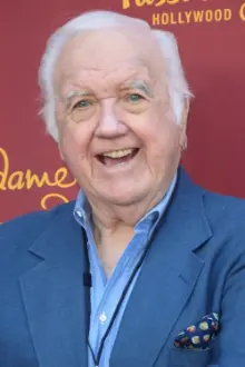 Chuck McCann como: Wallace