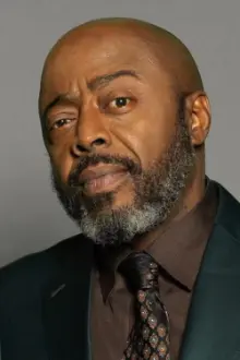 Donnell Rawlings como: Carl