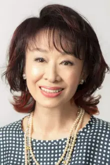 Yoshiko Mita como: Emi Eshima