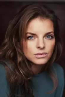 Yvonne Catterfeld como: Maria