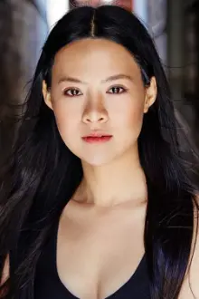 Linda Ngo como: Margie