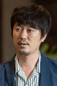Hirofumi Arai como: Kotaro Suzuki