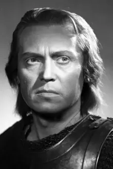 Emil Karewicz como: Stary Faust