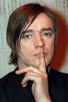 Blixa Bargeld como: Roman Romero