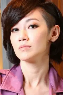 Jade Chou como: Jin-Hui Chiu