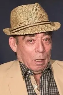 Alberto Rojas como: Chicho