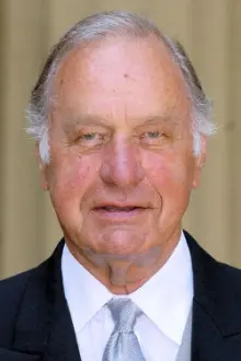 Geoffrey Palmer como: Fallast