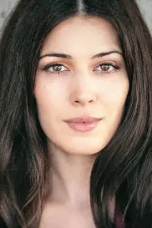 Elizabeth Tabish como: Mary Magdalene