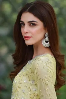 Maya Ali como: Anya