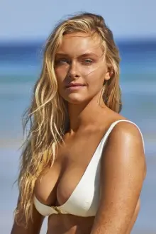 Camille Kostek como: Self - Field Host