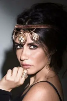 Ghada Adel como: أزهار