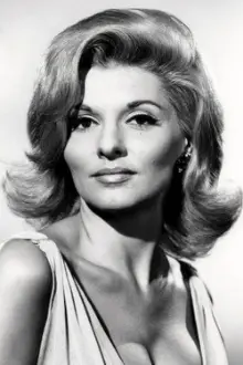 Nancy Kovack como: 