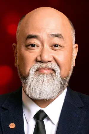 Paul Sun-Hyung Lee