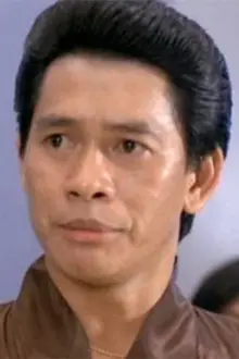 Phillip Ko como: Doctor Lai Yao Er