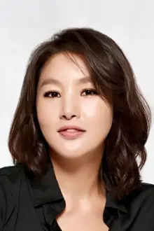 Park Ji-young como: Wife