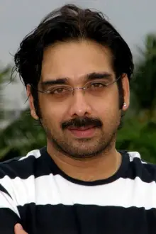 Vineeth Radhakrishnan como: Vishnu