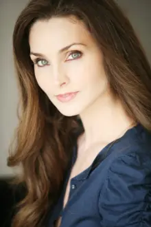 Alicia Minshew como: Suzie Wilson