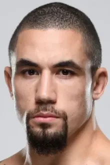 Robert Whittaker como: 