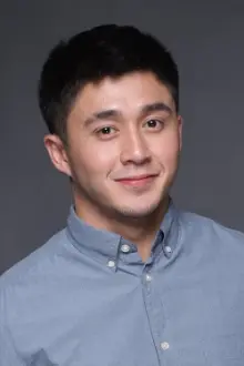 Arron Villaflor como: Saki