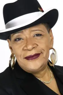 Marsha Warfield como: 