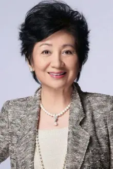 Pau Hei-Ching como: Amy (Long's mother)