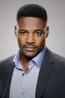 Duane Henry como: Adam