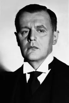 Hans Heinrich von Twardowski como: Alfred