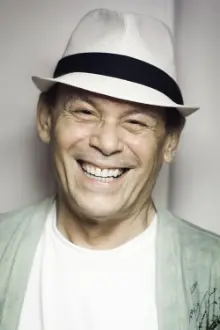 José Wilker como: Sebastião "Tião" Socó