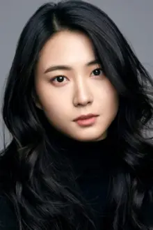 Chung Ye-jin como: Ip-sae / Ip-sae's mother