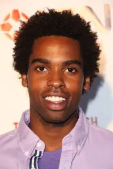 Daniel Curtis Lee como: Kojo Jonesworth