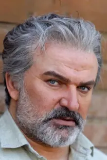 Mehdi Soltani como: Hashem Damavandi