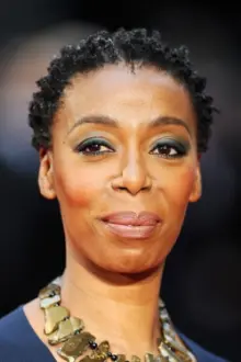 Noma Dumezweni como: 