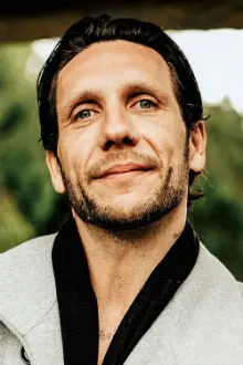 Brandon Novak como: 