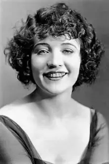 Betty Compson como: Hula Kate