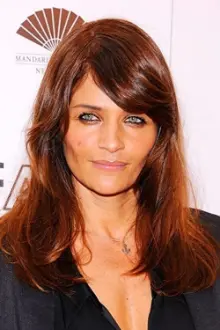 Helena Christensen como: Ela mesma