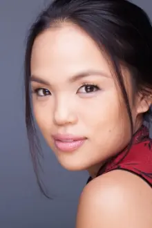 Nikki SooHoo como: Arden Young