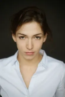 Malya Roman como: Lucie