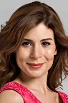 Yeliz Kuvancı como: Zeynep