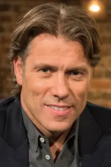 John Bishop como: 