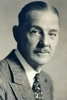 Edward Fielding como: Sen. Howard Ainsley