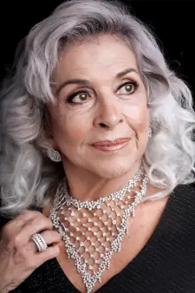 Betty Faria como: Aunt Helena