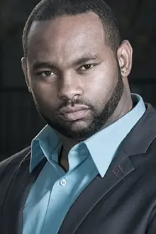 Marcus D. Spencer como: Lloyd Loyal (as Big Spence)