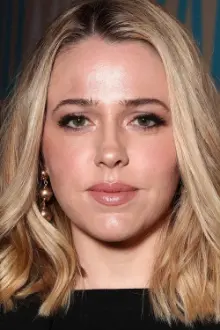 Majandra Delfino como: Andi