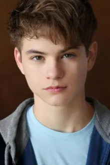 Preston Oliver como: Griffin Campbell