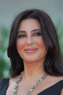 Nadine Labaki como: Layale